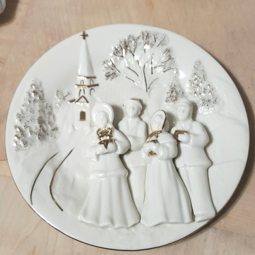 Mikasa decorative plate